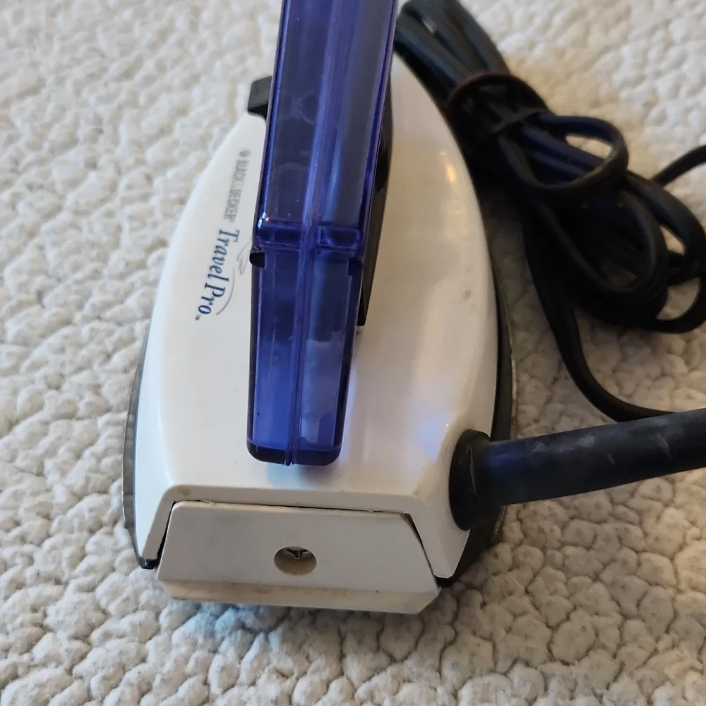 Black&Decker Travel Pro Steam Dry High Low Settings Iron Preppy Boho Resortwear